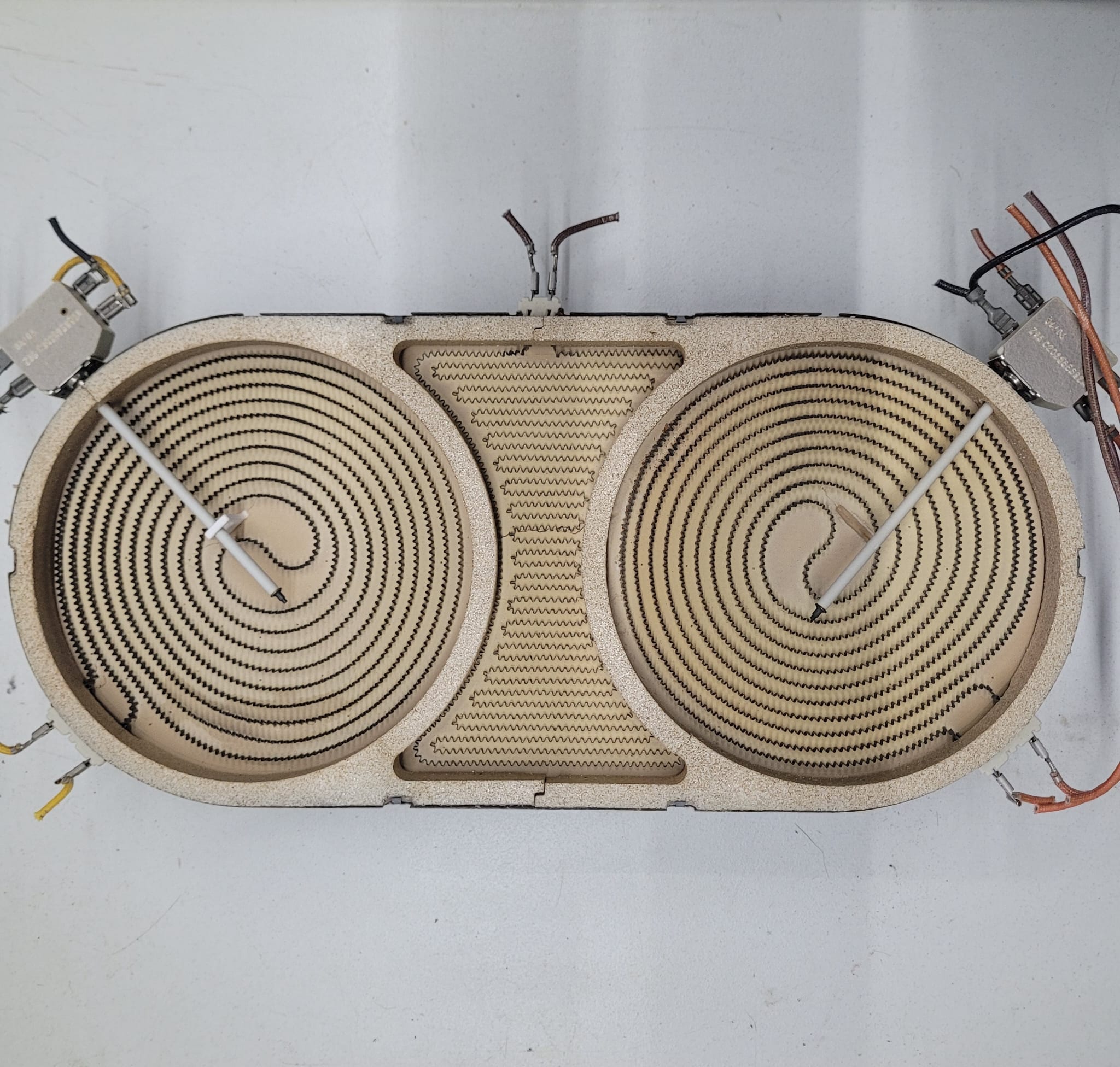 Frigidaire Range Radiant Bridge Surface Element 316280701 Frigidaire Range Radiant Bridge Surface Element 316280701